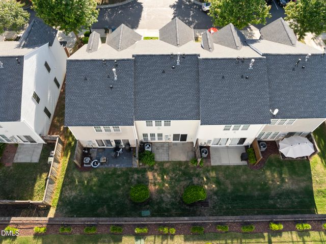 8402 Saltwood Place, Raleigh, NC 27617