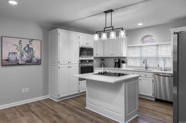 108 Jack Evans Court, Sherwood, AR 72120