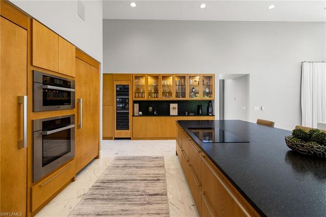 12933 Coco Plum LN, Naples, FL 34119