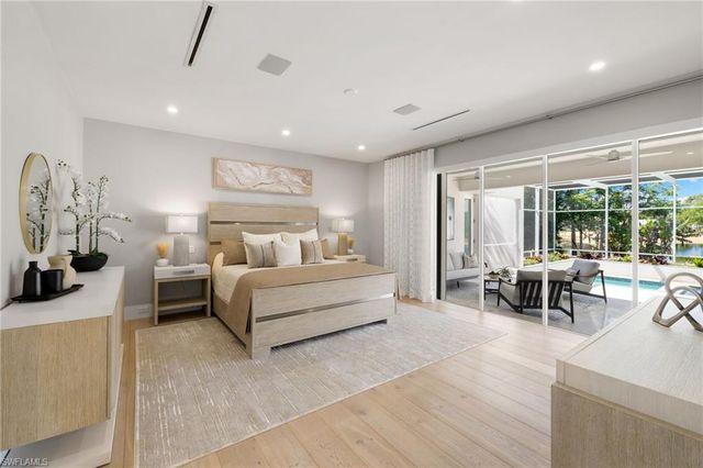 12933 Coco Plum LN, Naples, FL 34119