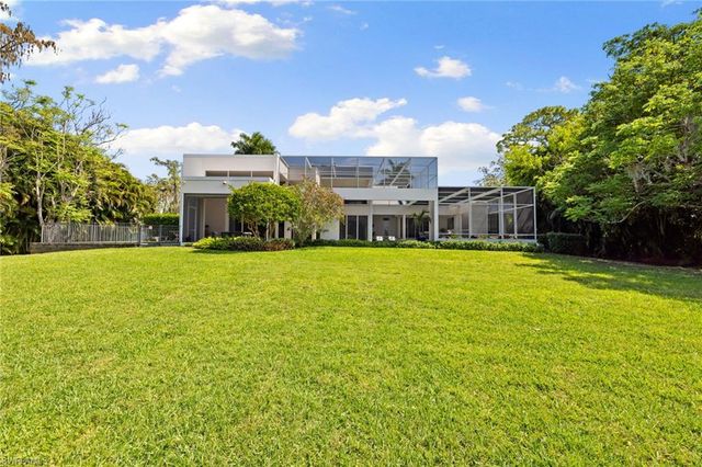 12933 Coco Plum LN, Naples, FL 34119