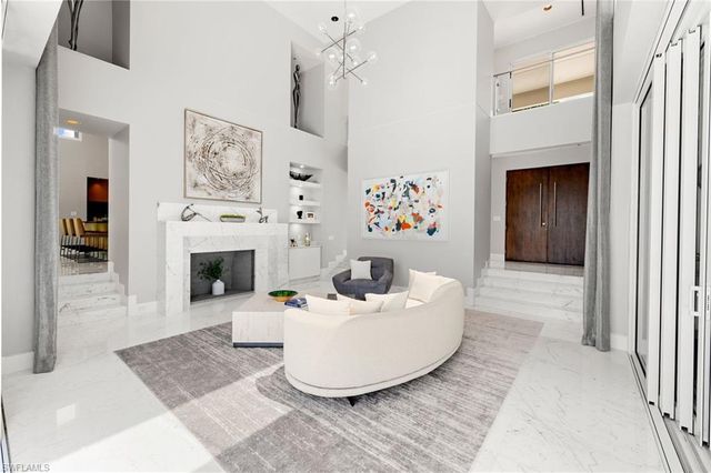 12933 Coco Plum LN, Naples, FL 34119