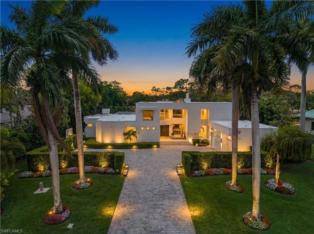 12933 Coco Plum LN, Naples, FL 34119