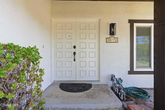 30772 Mainmast Drive, Agoura Hills, CA 91301