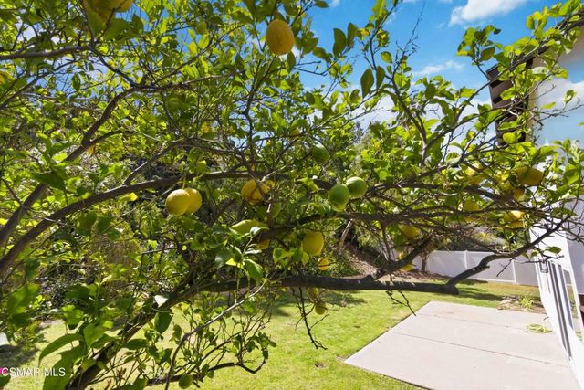 30772 Mainmast Drive, Agoura Hills, CA 91301