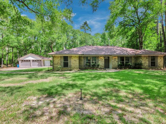 408 W Eucalyptus Street, Village Mills, TX 77663