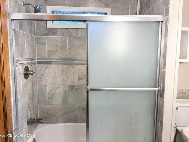 2550 York Street, Toledo, OH 43605