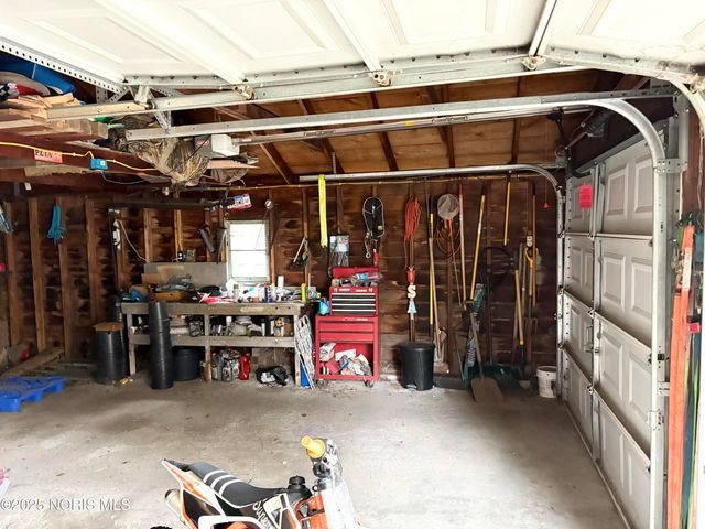 2550 York Street, Toledo, OH 43605