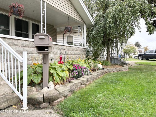 2550 York Street, Toledo, OH 43605