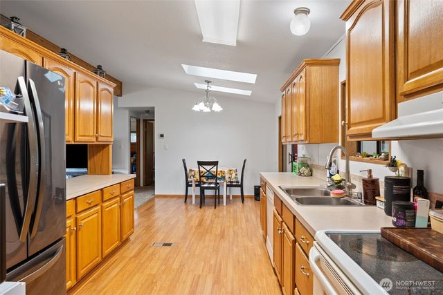 2999 Harrison Avenue, Centralia, WA 98531