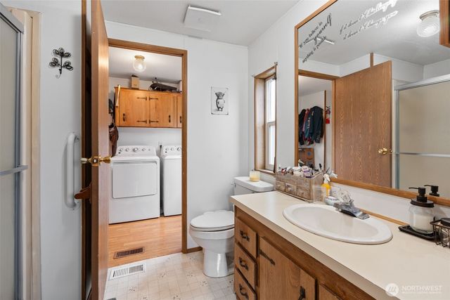 2999 Harrison Avenue, Centralia, WA 98531