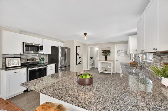 1336 Pond Road, Wildwood, MO 63038