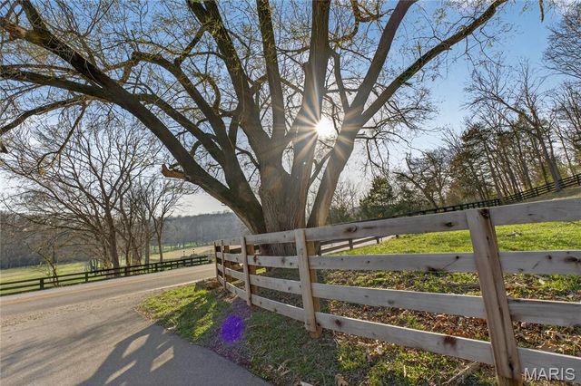 1336 Pond Road, Wildwood, MO 63038