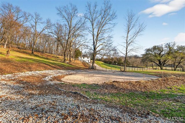 1336 Pond Road, Wildwood, MO 63038