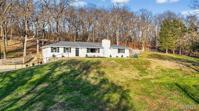 1336 Pond Road, Wildwood, MO 63038