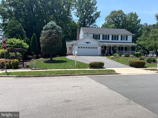 9201 BEACHWAY LN, Springfield, VA 22153