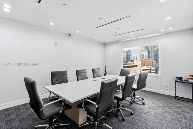 1000 Brickell Ave 11E, Miami, FL 33131