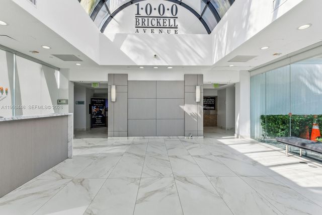 1000 Brickell Ave 11E, Miami, FL 33131