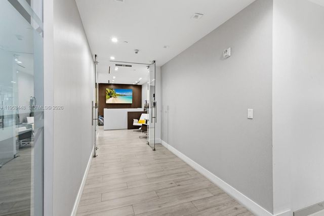 1000 Brickell Ave 11E, Miami, FL 33131