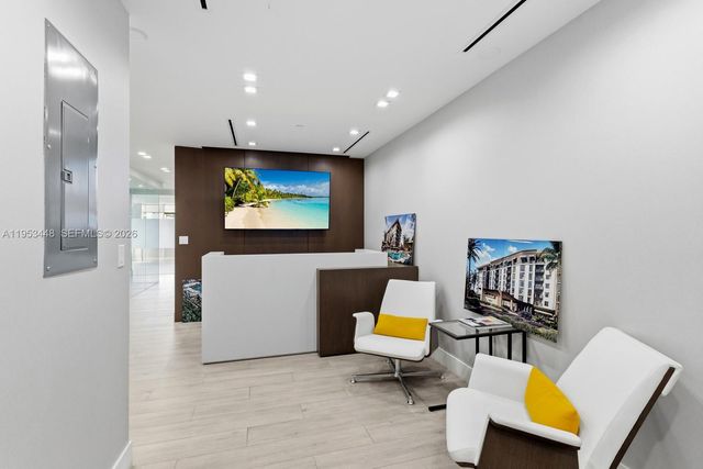 1000 Brickell Ave 11E, Miami, FL 33131