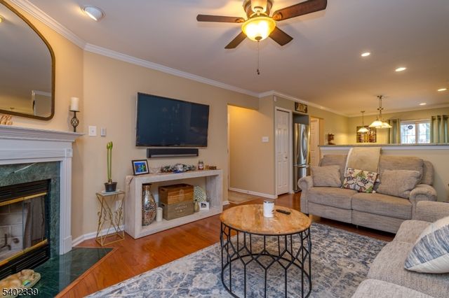 309 S Branch Dr, Readington Twp., NJ 08889