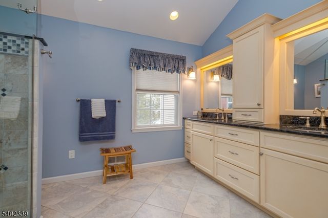 309 S Branch Dr, Readington Twp., NJ 08889