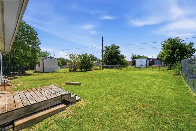 4614 SW G Ave, Lawton, OK 73505