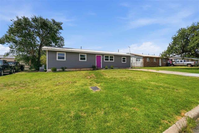 4614 SW G Ave, Lawton, OK 73505