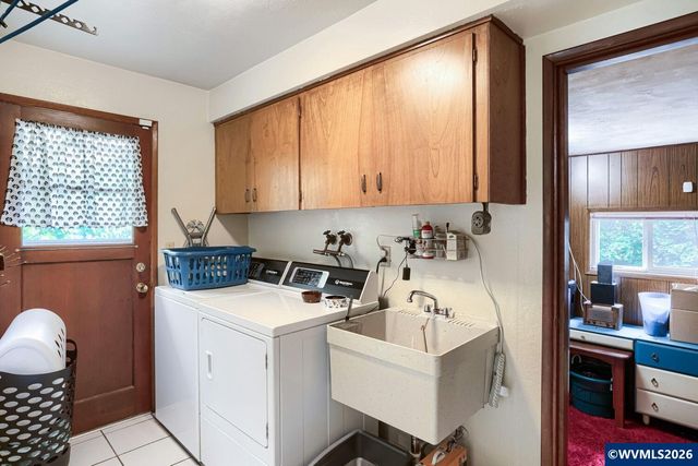 4342 Indigo St NE, Salem, OR 97305