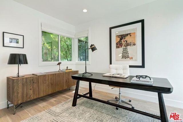 3641 Barry Avenue, Los Angeles, CA 90066