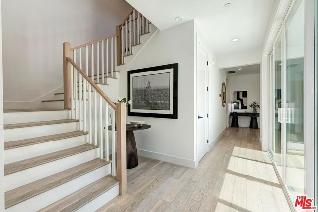 3641 Barry Avenue, Los Angeles, CA 90066