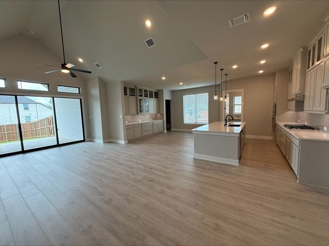 1008 Pearl Crescent Place, Crowley, TX 76036