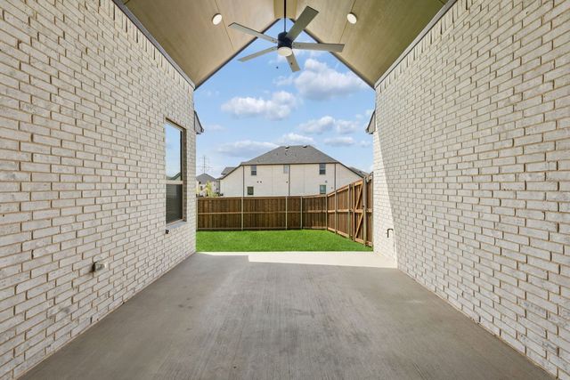 1008 Pearl Crescent Place, Crowley, TX 76036