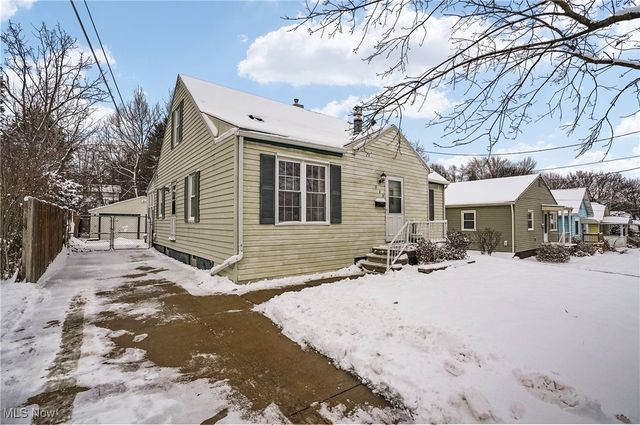 523 Evans Avenue, Akron, OH 44310