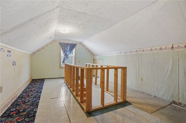 523 Evans Avenue, Akron, OH 44310