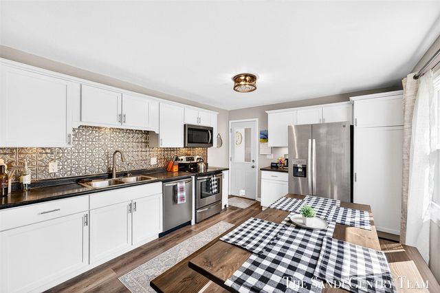 840 Wilson Avenue, Norton Shores, MI 49441