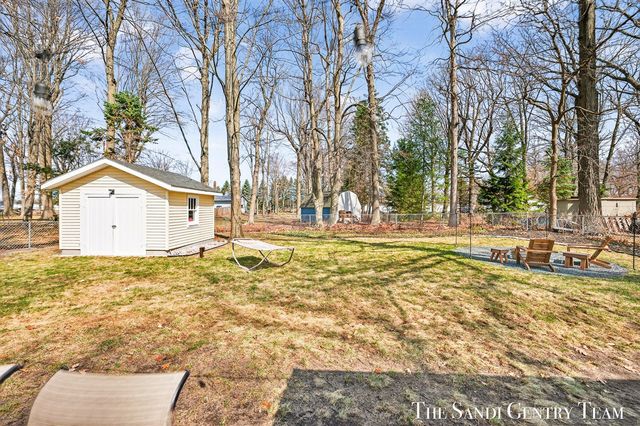 840 Wilson Avenue, Norton Shores, MI 49441