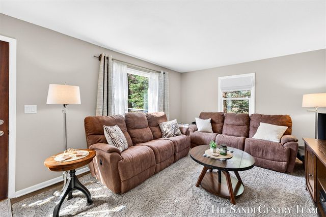 840 Wilson Avenue, Norton Shores, MI 49441