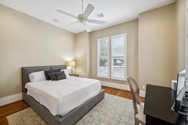 934 Nicholson Street, Houston, TX 77008