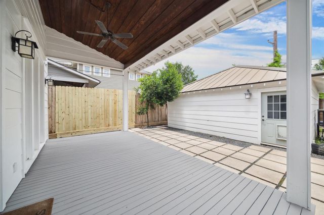934 Nicholson Street, Houston, TX 77008