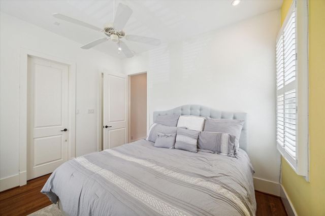 934 Nicholson Street, Houston, TX 77008