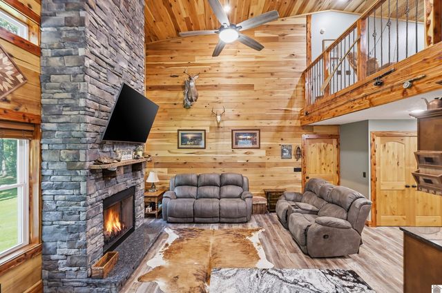 570 Bobcat Trail, Dover, TN 37058