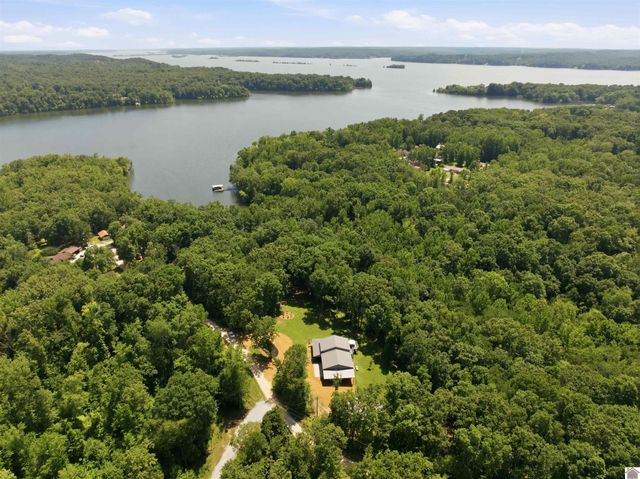 570 Bobcat Trail, Dover, TN 37058