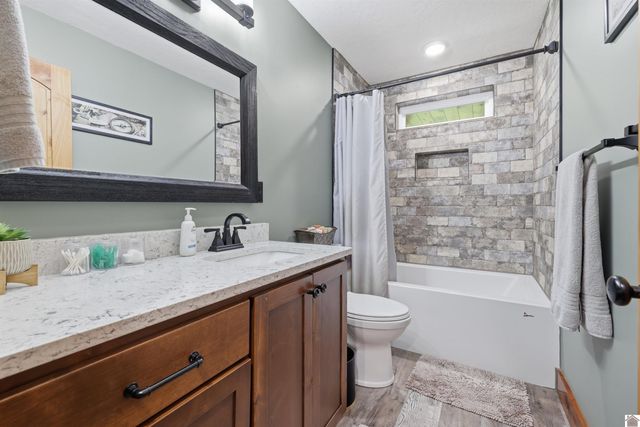 570 Bobcat Trail, Dover, TN 37058
