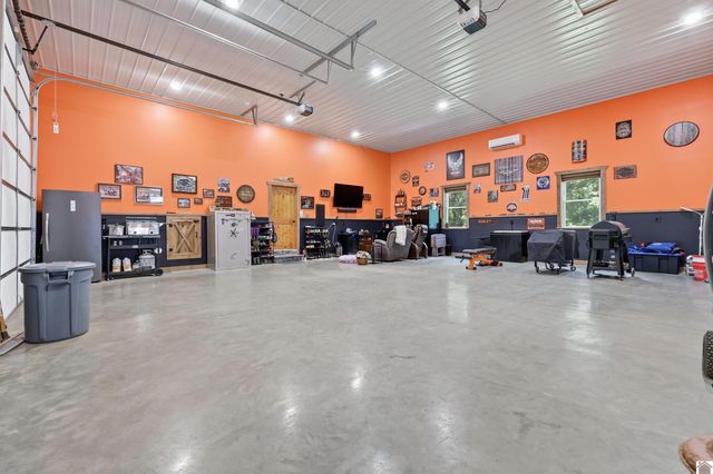 570 Bobcat Trail, Dover, TN 37058