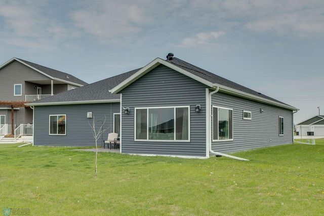 1908 65th Avenue S, Fargo, ND 58104