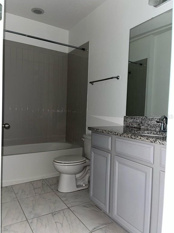Image 15 of property listing at 14284 SWANLEY STREET, Orlando, FL 32832