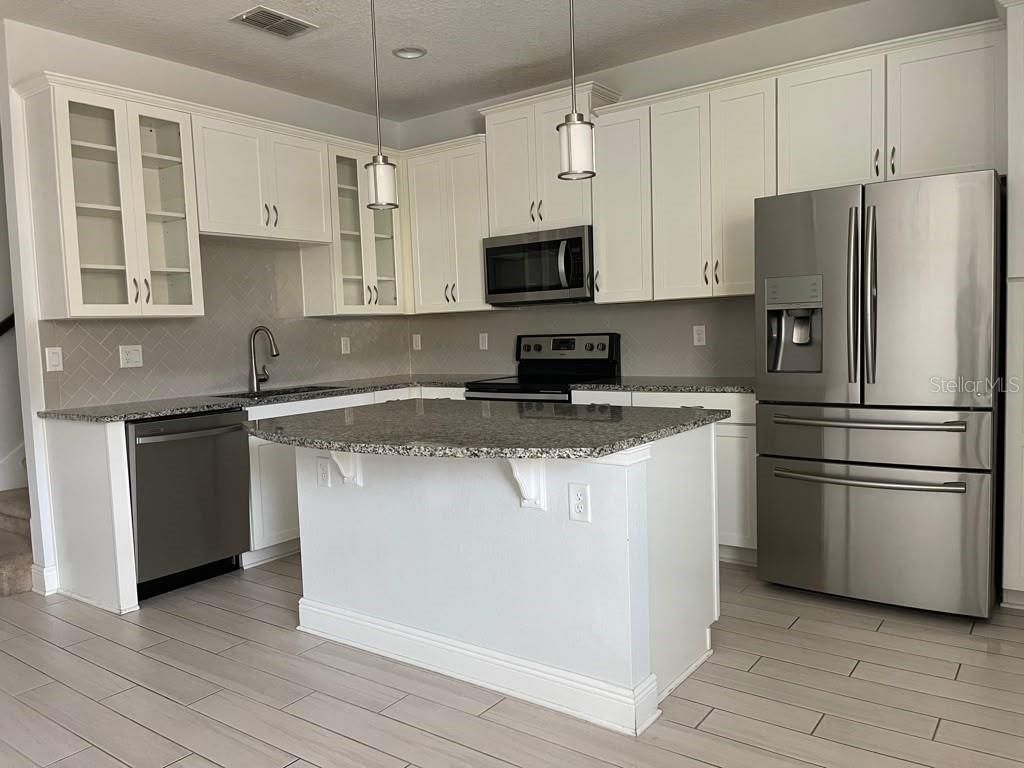 Image 6 of property listing at 14284 SWANLEY STREET, Orlando, FL 32832