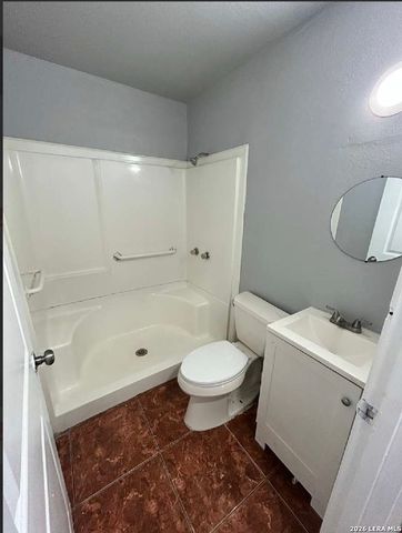 1827 DAHLGREEN AVE, San Antonio, TX 78237