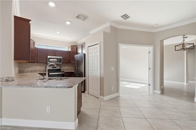 1839 Alameda DR, Naples, FL 34120